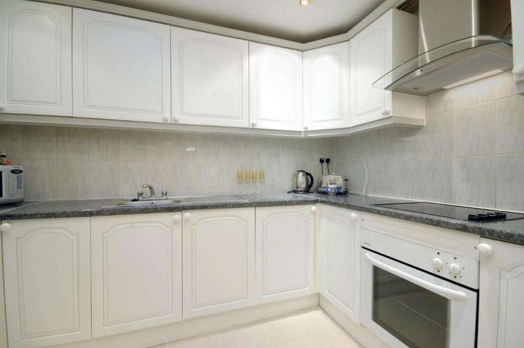 Sapphire Apartment London Room photo